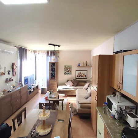 Promenade 3-Bedroom Apartment With Large Balcony. Durres Exterior photo